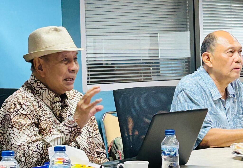 Perang modern kini bertumpu pada integrasi teknologi, khususnya AI, sensor canggih, dan sistem kendali otonom yang memungkinkan respons cepat dan akurat di medan tempur