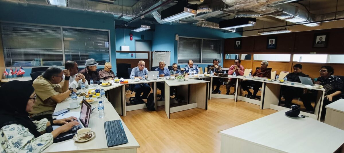 Rapat Anggota Center for Technology and Innovation Studies (CTIS) yang berlangsung pada Rabu (20/5/2026) di Gedung Kemenko Infrastruktur lantai 20 secara aklamasi menetapkan Wendy Aritenang sebagai Ketua CTIS periode 2026-2030. 