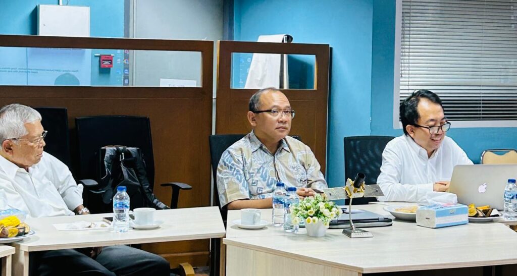 Perdagangan karbon kini menjadi kebutuhan yang tidak dapat dihindari setelah negara-negara di dunia menyepakati komitmen penurunan emisi melalui Paris Agreement