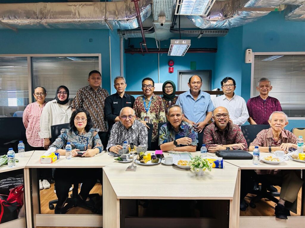 Pengembangan pariwisata berbasis masyarakat atau community-based tourism (CBT) dinilai dapat menjadi salah satu strategi untuk menciptakan lapangan kerja, memperkuat ekonomi lokal, sekaligus mendorong anak muda membangun masa depan di desa.