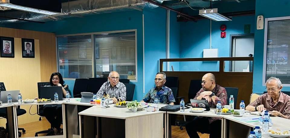 Pengembangan pariwisata berbasis masyarakat atau community-based tourism (CBT) dinilai dapat menjadi salah satu strategi untuk menciptakan lapangan kerja, memperkuat ekonomi lokal, sekaligus mendorong anak muda membangun masa depan di desa.